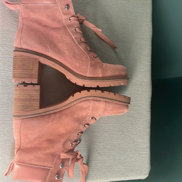 Vince Camuto pink suede/leather boots - Picture 2 of 14